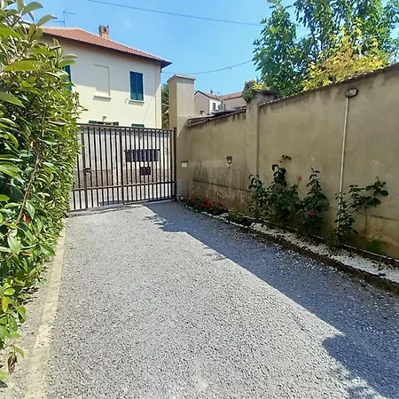 Cavour 35 Apartamento *