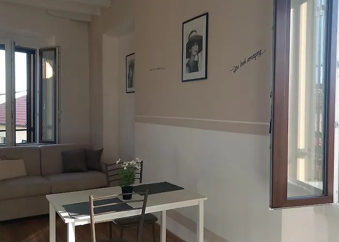 Appartement Cavour 35 *